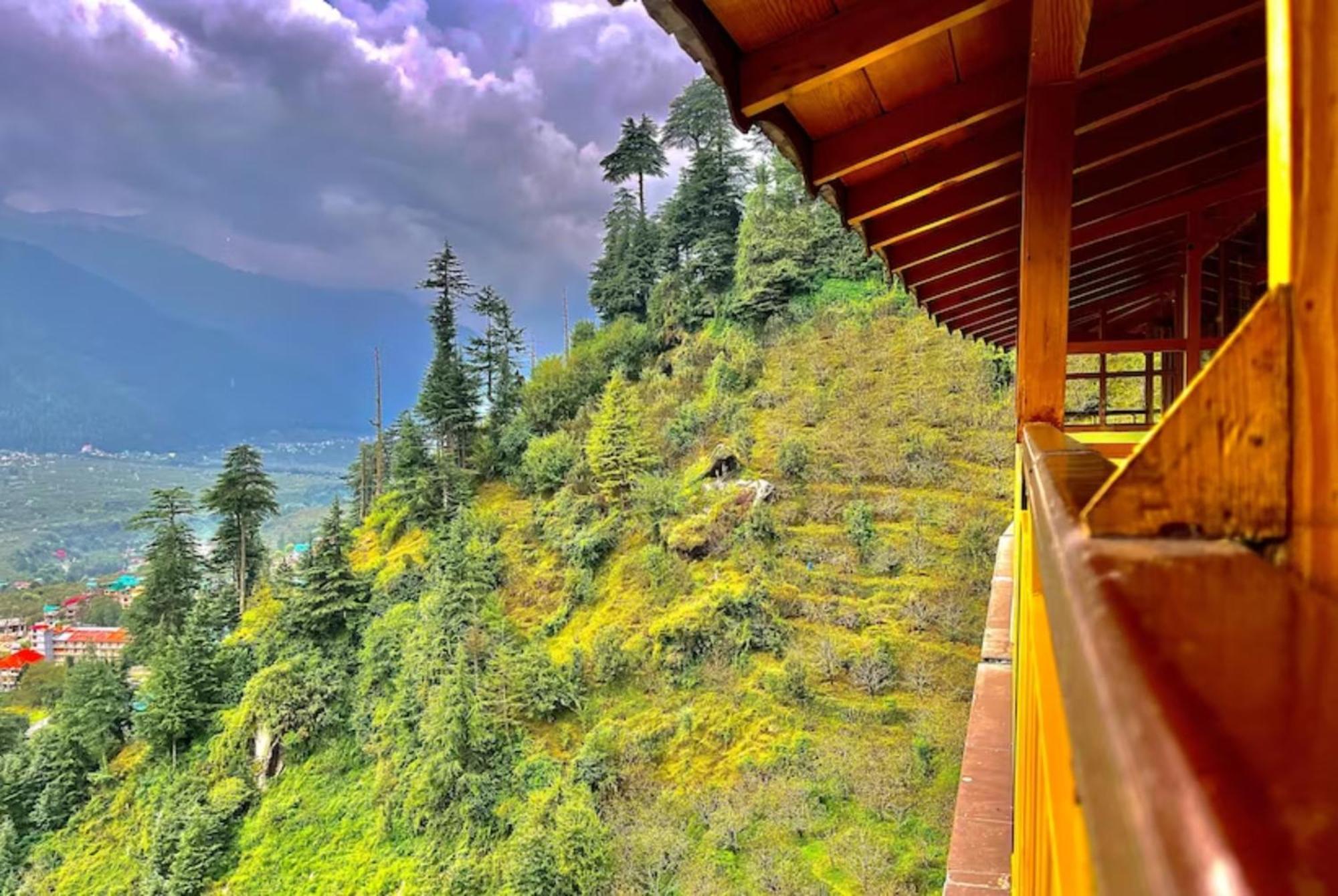 Goroomgo Hotel Bd Resort Manali - Excellent Stay With Family, Parking Facilities Exterior photo