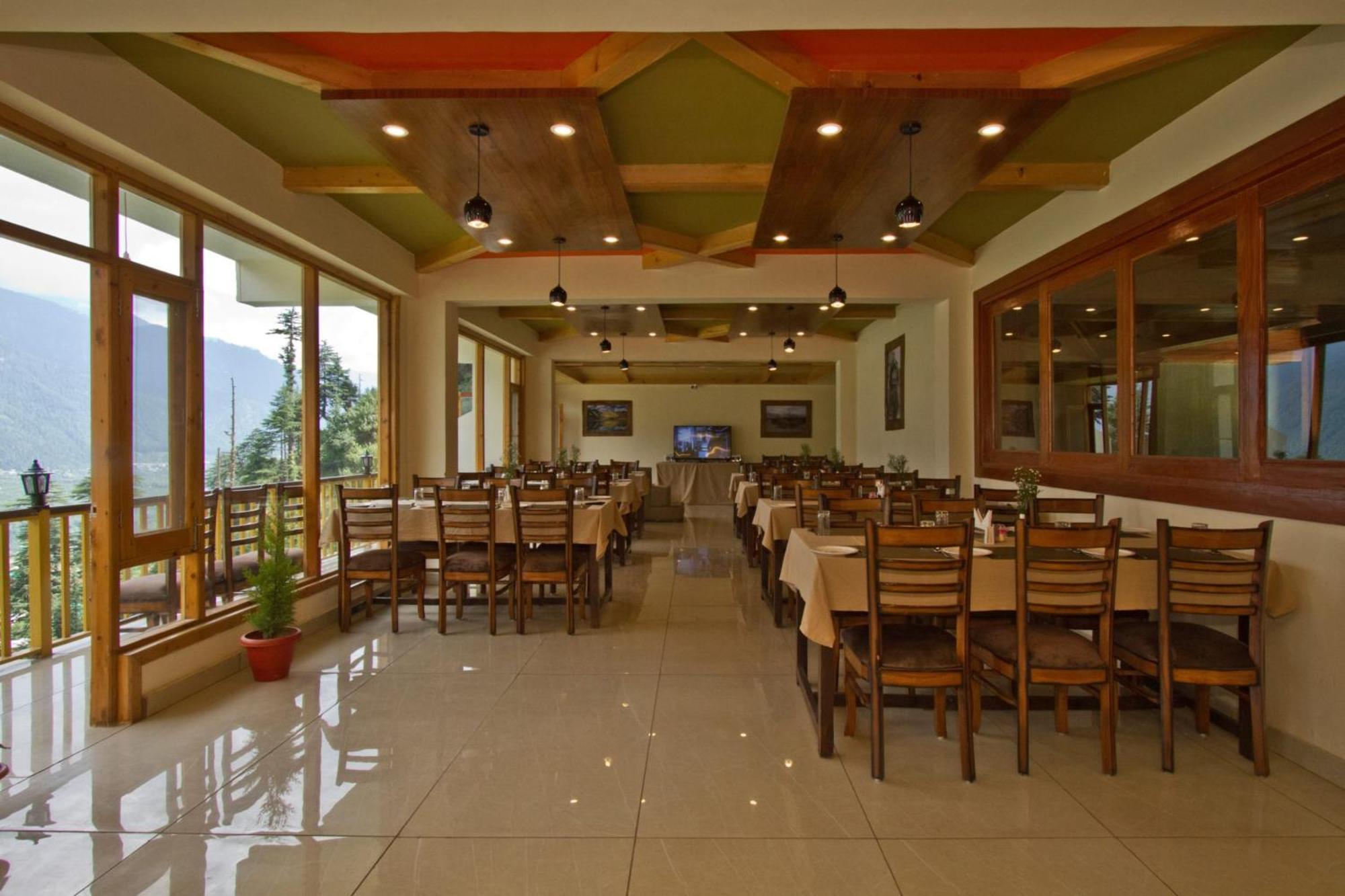 Goroomgo Hotel Bd Resort Manali - Excellent Stay With Family, Parking Facilities Exterior photo