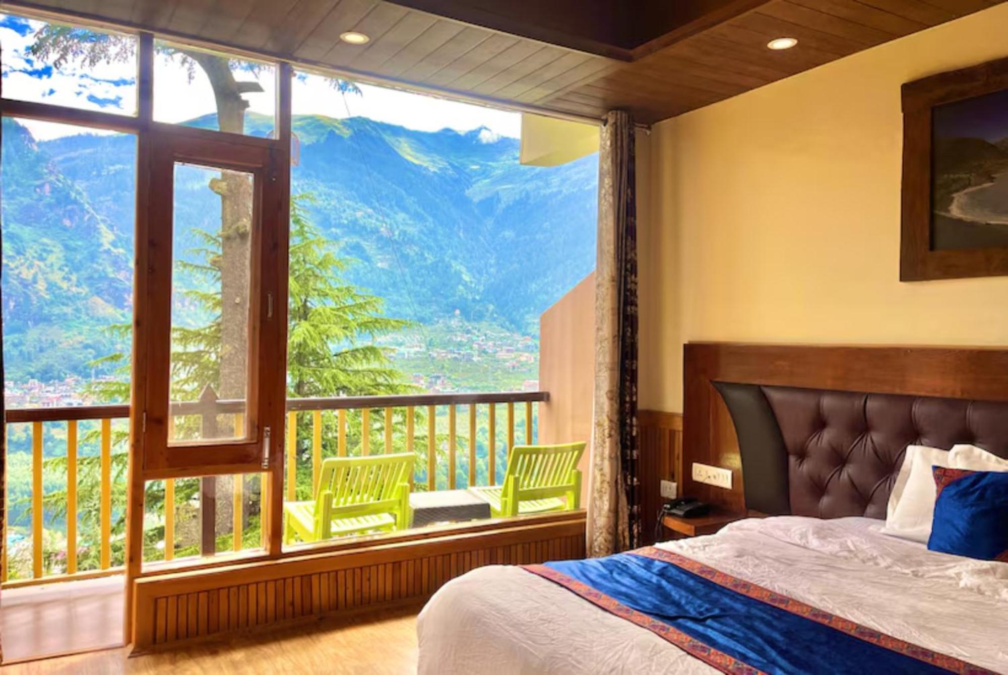 Goroomgo Hotel Bd Resort Manali - Excellent Stay With Family, Parking Facilities Exterior photo