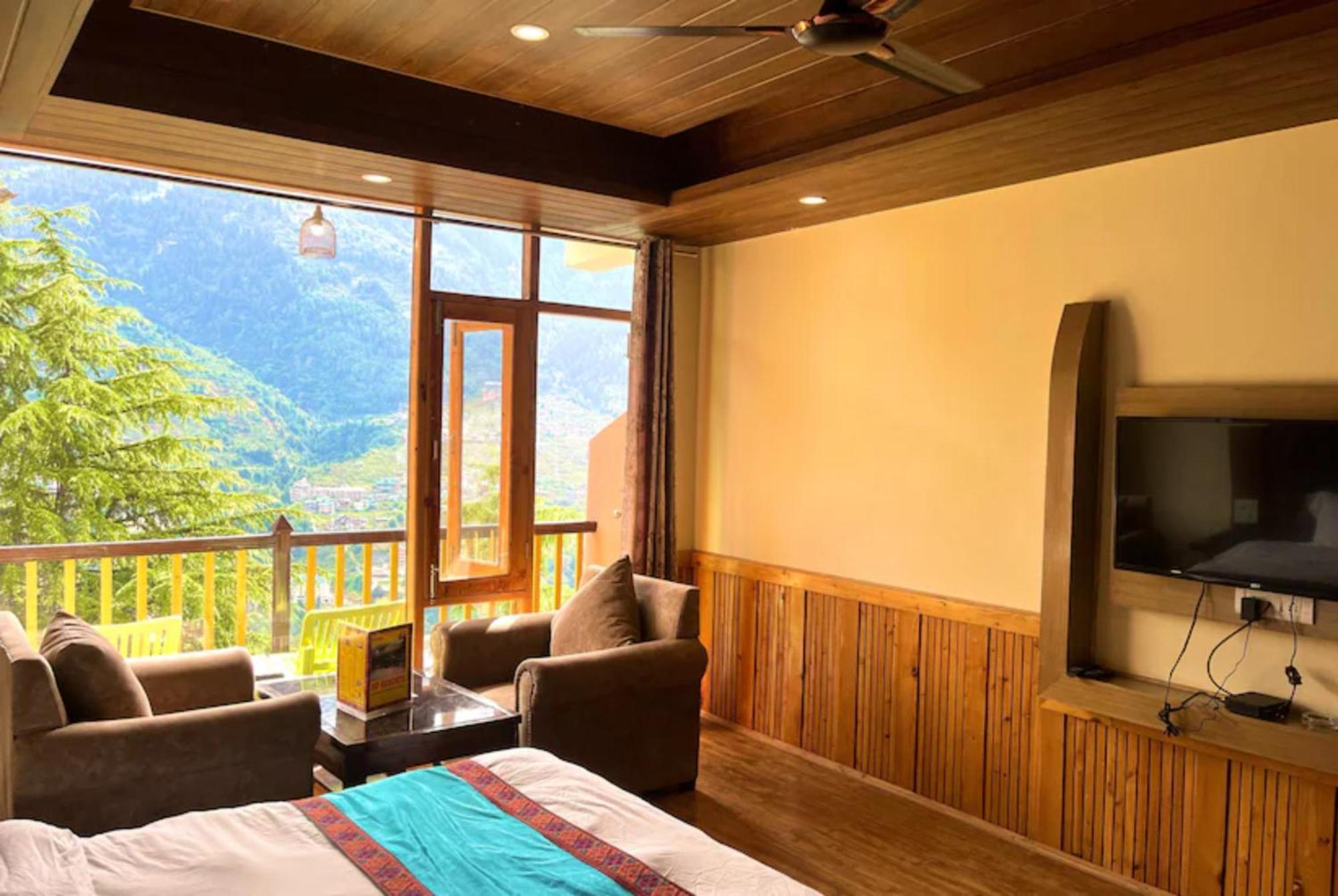 Goroomgo Hotel Bd Resort Manali - Excellent Stay With Family, Parking Facilities Exterior photo