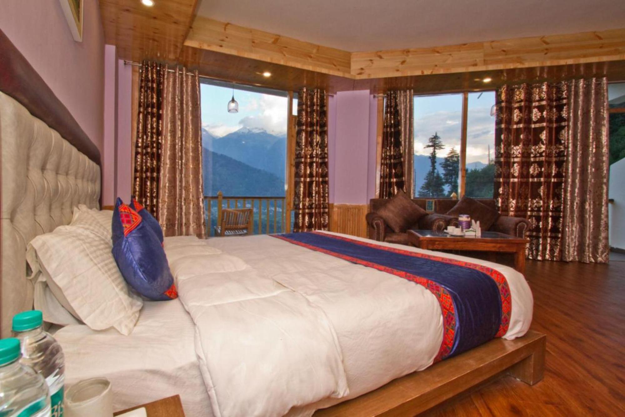 Goroomgo Hotel Bd Resort Manali - Excellent Stay With Family, Parking Facilities Exterior photo