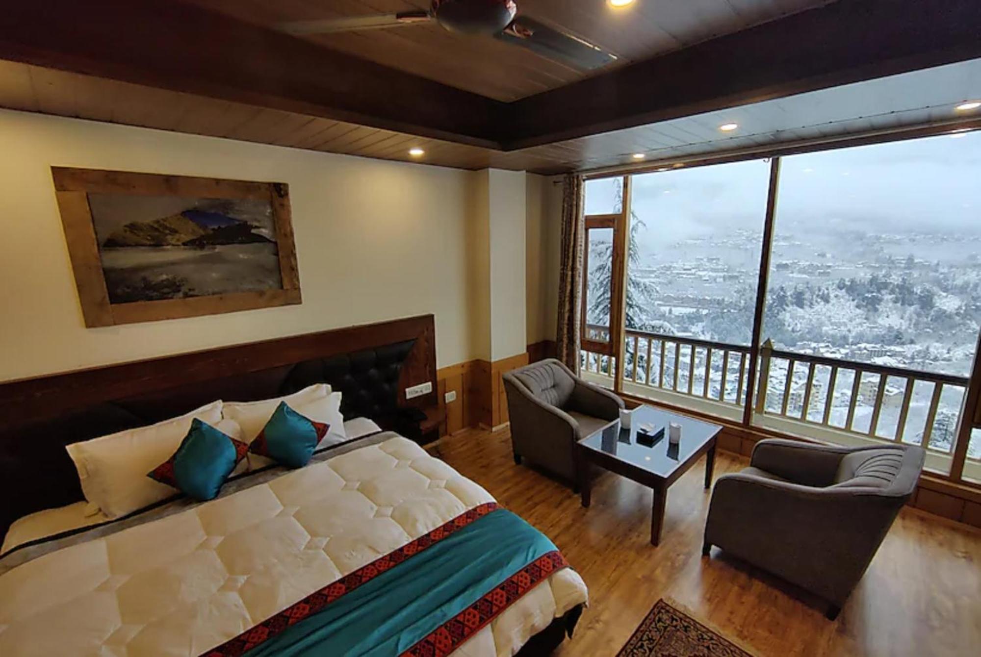 Goroomgo Hotel Bd Resort Manali - Excellent Stay With Family, Parking Facilities Exterior photo