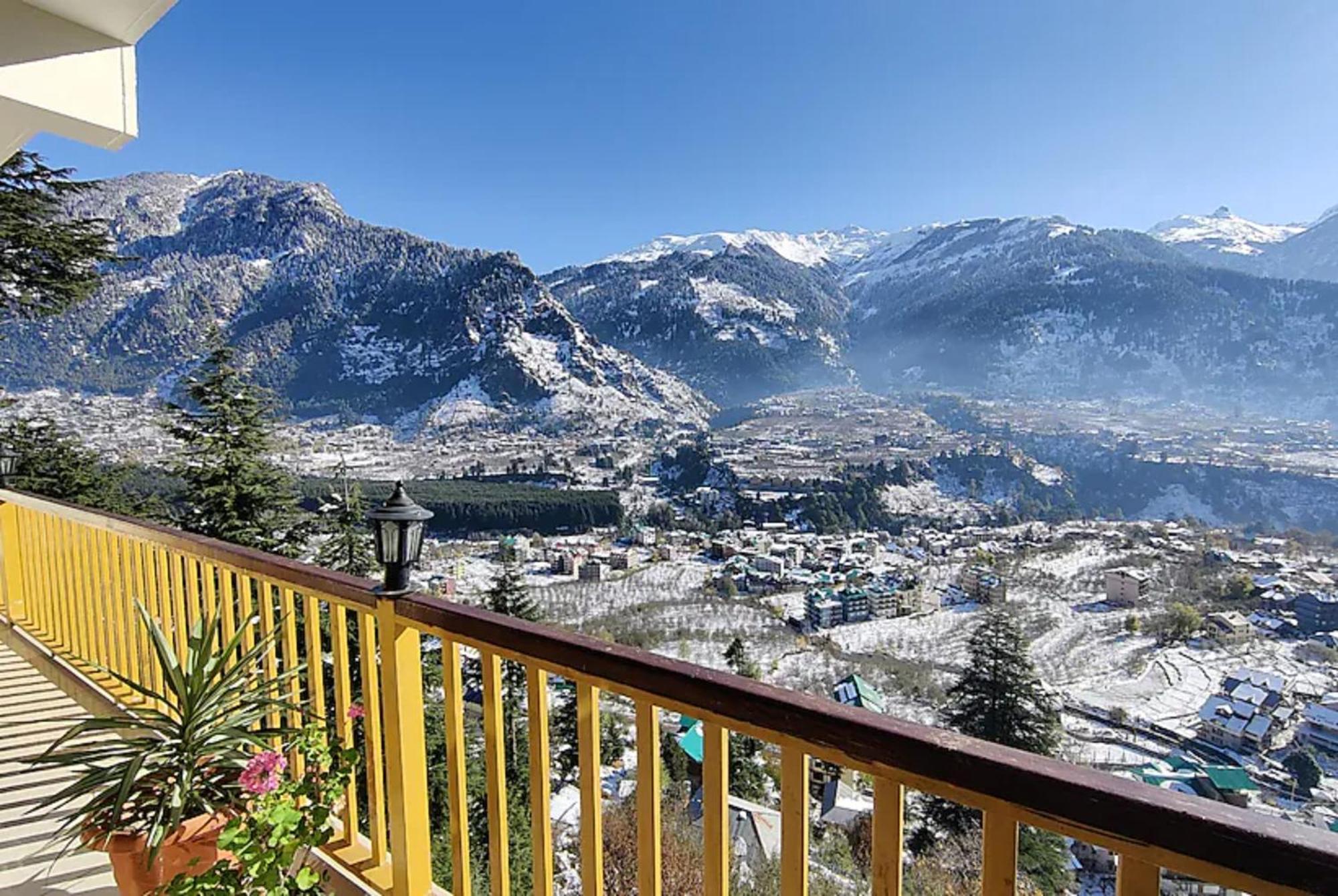 Goroomgo Hotel Bd Resort Manali - Excellent Stay With Family, Parking Facilities Exterior photo